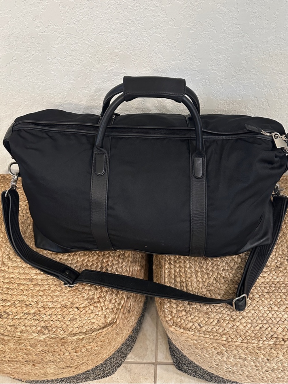 Vintage Coach Travel Collection Black Nylon & Leather Weekender Duffel Bag 5497 - Picture 3 of 9
